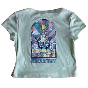 NWT Mystical Butterfly Graphic Tee -‎ Junior Large